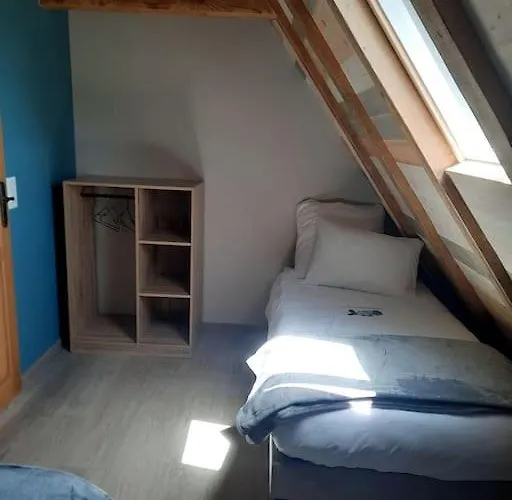 Location D'un Buron Sur L'aubrac * Lacalm